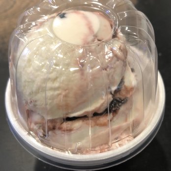 Sundaes The Ice Cream Place - Small cherry vanilla - Ice Cream & Frozen Yogurt Near Me - Matawan, New Jersey