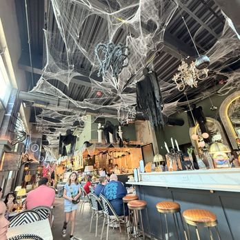Mangoni - Pizza Near Me - Winter Garden, Florida