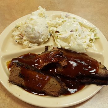 Très Bon Cajun Meats - Brisket Plate with sauce - Cajun/Creole Near Me - River Ridge, Louisiana Très Bon Cajun Meats - Brisket Plate with sauce - Cajun/Creole Near Me - River Ridge, Louisiana