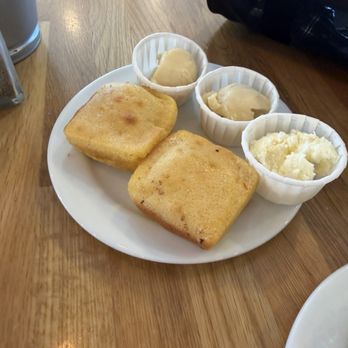 Soup 'n Fresh - cornbread & butters - Salad Near Me - Rancho Cucamonga, California Soup 'n Fresh - cornbread & butters - Salad Near Me - Rancho Cucamonga, California