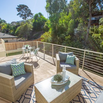 Imagine This Staged - Outdoor deck turned into cozy sitting area - Home Staging Near Me - Santa Ana, California Imagine This Staged - Outdoor deck turned into cozy sitting area - Home Staging Near Me - Santa Ana, California