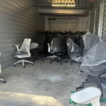 SaviorBack - Chairs - Steelcase and Herman Miller (May 2026) - Office Equipment Near Me - Irvine, California SaviorBack - Chairs - Steelcase and Herman Miller (May 2026) - Office Equipment Near Me - Irvine, California