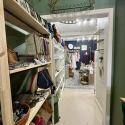 Crown & Honey Boutique