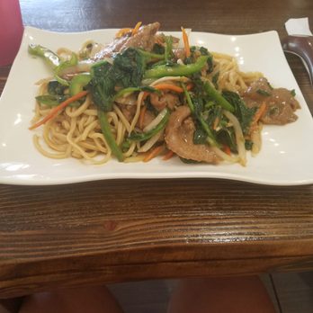 Noodle St - Beef stir fry with triangle noodles was good - Noodles Near Me - Fullerton, California