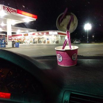 Baskin-Robbins - I'm lactose intolerant and that didn't even stop me from getting this delicious old fashioned butter pecan - Ice Cream & Frozen Yogurt Near Me - Cleveland, Tennessee