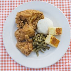 Sooey's BBQ & Rib Shack - Best Fried Chicken in Nags Head