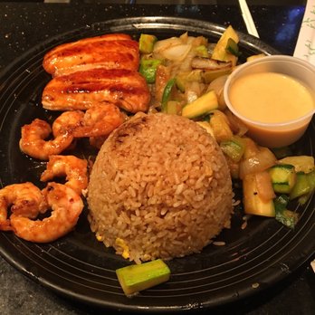 Little Tokyo - Shrimp and salmon plate. Shrimp was slightly over cooked, but still good. - Sushi Bars Near Me - Pigeon Forge, Tennessee Little Tokyo - Shrimp and salmon plate. Shrimp was slightly over cooked, but still good. - Sushi Bars Near Me - Pigeon Forge, Tennessee