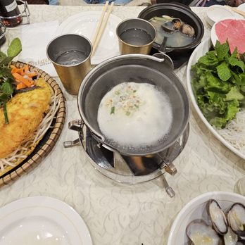 Saigon Kitchen - Vietnamese Near Me - San Jose, California