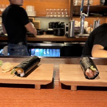 Santō - shrimp tempura hand roll and spicy tuna hand roll - Japanese Near Me - Los Angeles, California Santō - shrimp tempura hand roll and spicy tuna hand roll - Japanese Near Me - Los Angeles, California