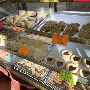 Rocco's Pastry Shop - Bakeries Near Me - Meriden, Connecticut Rocco's Pastry Shop - Bakeries Near Me - Meriden, Connecticut