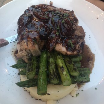 Piccoli Trattoria - Daily special - pork chops with fig sauce - Italian Near Me - Brooklyn, New York Piccoli Trattoria - Daily special - pork chops with fig sauce - Italian Near Me - Brooklyn, New York