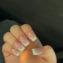 7 Star Nails