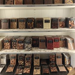 Dumon Chocolatier