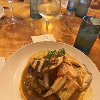 Ketch Harbor Pub - Cioppino - Seafood Near Me - Half Moon Bay, California Ketch Harbor Pub - Cioppino - Seafood Near Me - Half Moon Bay, California