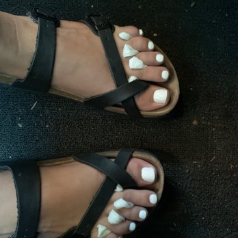 Bebe Nails - Basic Pedicure - Nail Salons Near Me - Valdosta, Georgia