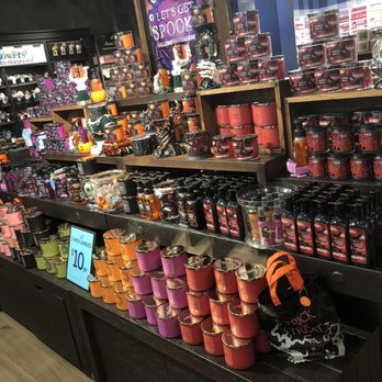 Bath & Body Works - Cosmetics & Beauty Supply Near Me - Saint Cloud, Minnesota
