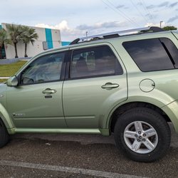 Lincoln of Coconut Creek - Bought this 2007 Mercury Mariner Hybrid first. They sold it to me with a bad hybrid battery.