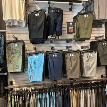VOLCOM - CLOSED - Updated May 2026 - 4976 Premium Outlets Way