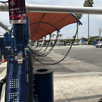 Blu Express Car Wash - Vacs - Car Wash Near Me - Placentia, California