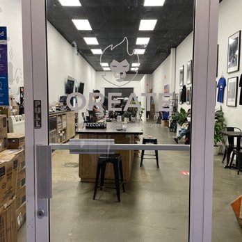 Qreate Coffee + Studio - Door entrance - Coffee & Tea Near Me - Orlando, Florida