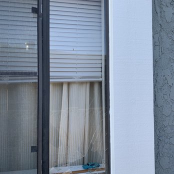 Affordable Glass - Broken frame - Windows Installation Near Me - Long Beach, California Affordable Glass - Broken frame - Windows Installation Near Me - Long Beach, California