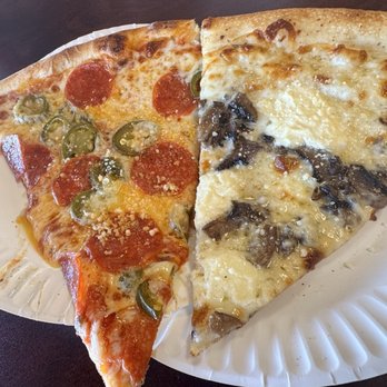 Caliano pizza - Pepperoni jalapeños with a white slice :) - Pizza Near Me - Chula Vista, California Caliano pizza - Pepperoni jalapeños with a white slice :) - Pizza Near Me - Chula Vista, California