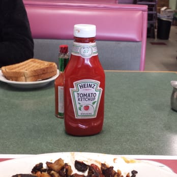 Beantown Diner - Diners Near Me - Stoughton, Massachusetts