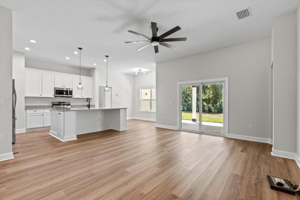 Slide of Bo & Rose Homes