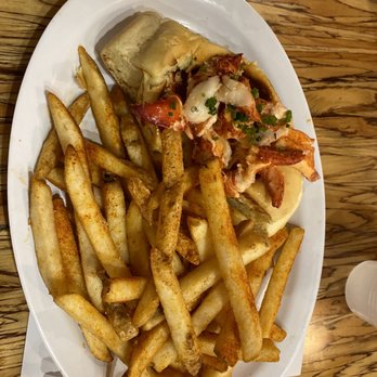 Slapfish - Lobster Roll - Seafood Near Me - Park City, Utah Slapfish - Lobster Roll - Seafood Near Me - Park City, Utah