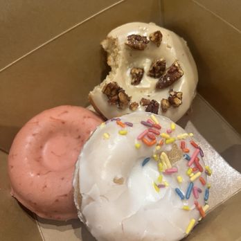 EAT Marketplace - Donuts - Coffee & Tea Near Me - Temecula, California