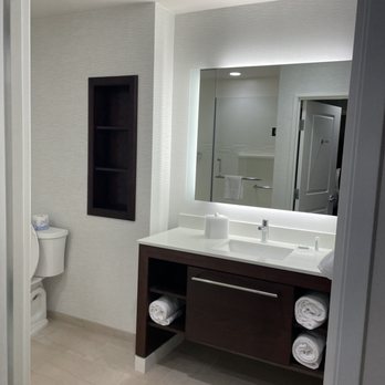 Residence Inn By Marriott Anaheim Brea - Bathroom, vanity sink - Hotels Near Me - Brea, California Residence Inn By Marriott Anaheim Brea - Bathroom, vanity sink - Hotels Near Me - Brea, California