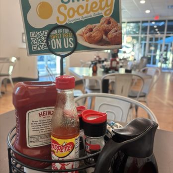 Eggs Up Grill - Breakfast & Brunch Near Me - Orlando, Florida
