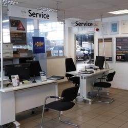 Autowerkstatt Brass - Service Annahme links