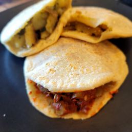 Gorditas de chicharon, papa's y rajas, nopales y carne, tinga and cochineta pibil. Gorditas de chicharon, papa's y rajas, nopales y carne, tinga and cochineta pibil.