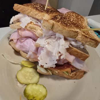 Blue Ash Chili - Double Stack Turkey Ham Club - Burgers Near Me - Blue Ash, Ohio