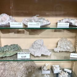 The Geode Shop - Apophyllite & stilbite, selenite, quartz, aragonite