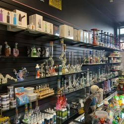 Mojo Express - Smoking devices and other products