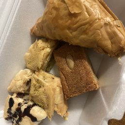 Incredible variety of baklavas! 100% recommended