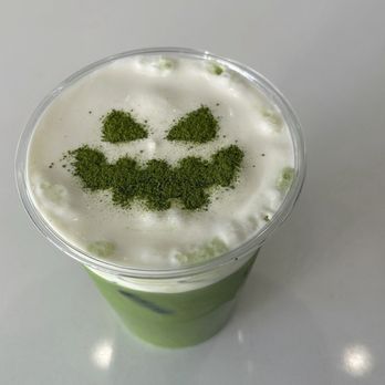 DAMO - Einspanner Matcha :3 - Coffee & Tea Near Me - Los Angeles, California DAMO - Einspanner Matcha :3 - Coffee & Tea Near Me - Los Angeles, California