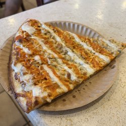 Brooklyn Boys Pizza and Deli - Buffalo chicken