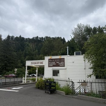 Sugarpine Drive-In - Ice Cream & Frozen Yogurt Near Me - Troutdale, Oregon Sugarpine Drive-In - Ice Cream & Frozen Yogurt Near Me - Troutdale, Oregon