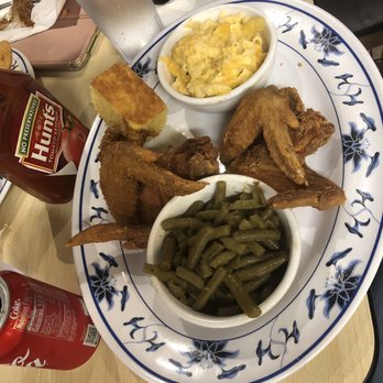 Scend's Restaurant - Yummy fried chicken, green beans and Mac and Cheese - Fish & Chips Near Me - San Leandro, California