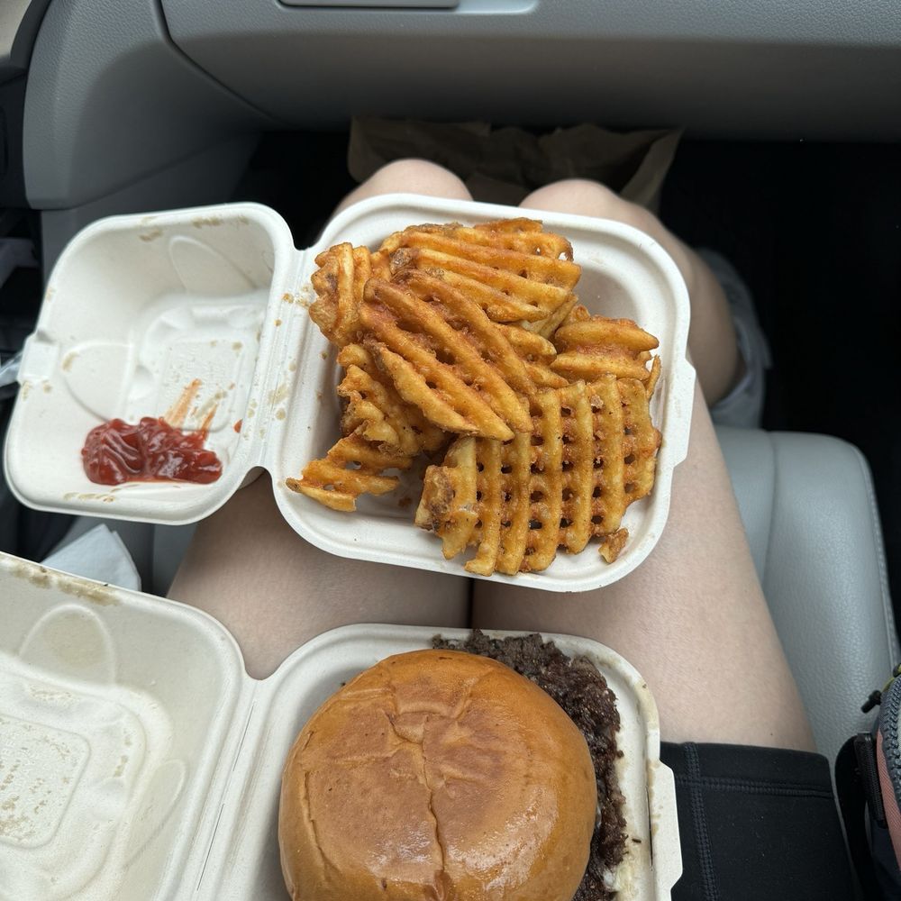 smash & dash - oceanside - Classic burger, waffle fries - Burgers Near Me - Oceanside, California smash & dash - oceanside - Classic burger, waffle fries - Burgers Near Me - Oceanside, California