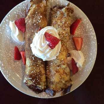 French Bakery Cafe - Strawberry Crepes - Bakeries Near Me - Vista, California