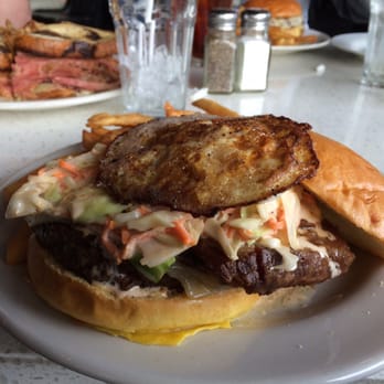 The Lakehouse Grille - Boss Burger... Like a boss, loved large chunk of Corned Beef. - American Near Me - Culver, Indiana