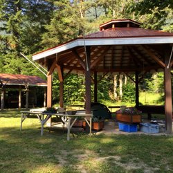 Hope River General Store - ... view on the grounds out back of the store.