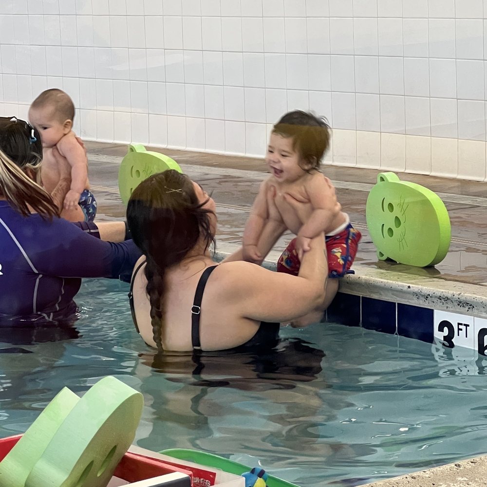 Mommy and Me swim lessons Mommy and Me swim lessons