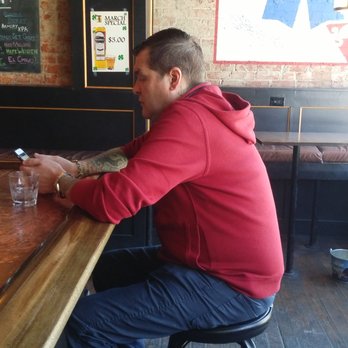 Dive Bar - Dive Bars Near Me - Cincinnati, Ohio