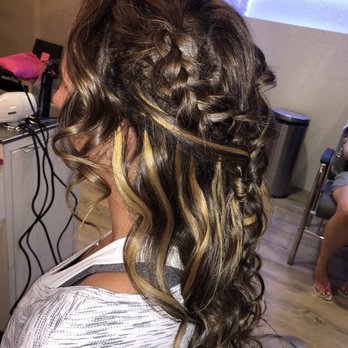 Blo Blow Dry Bar - Blow Dry/Out Services Near Me - Miami, Florida