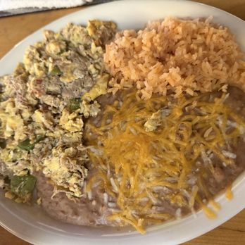 Old Town Mexican Cafe - Machaca, Con Huevos, $15 delicious - Mexican Near Me - San Diego, California Old Town Mexican Cafe - Machaca, Con Huevos, $15 delicious - Mexican Near Me - San Diego, California